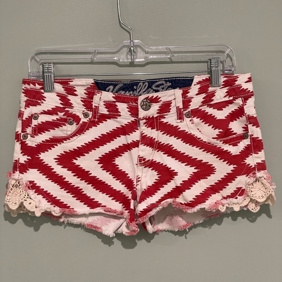 Vanilla Star Pants - Vanilla Star Aztec red and white “booty shorts” with cute crochet side detail